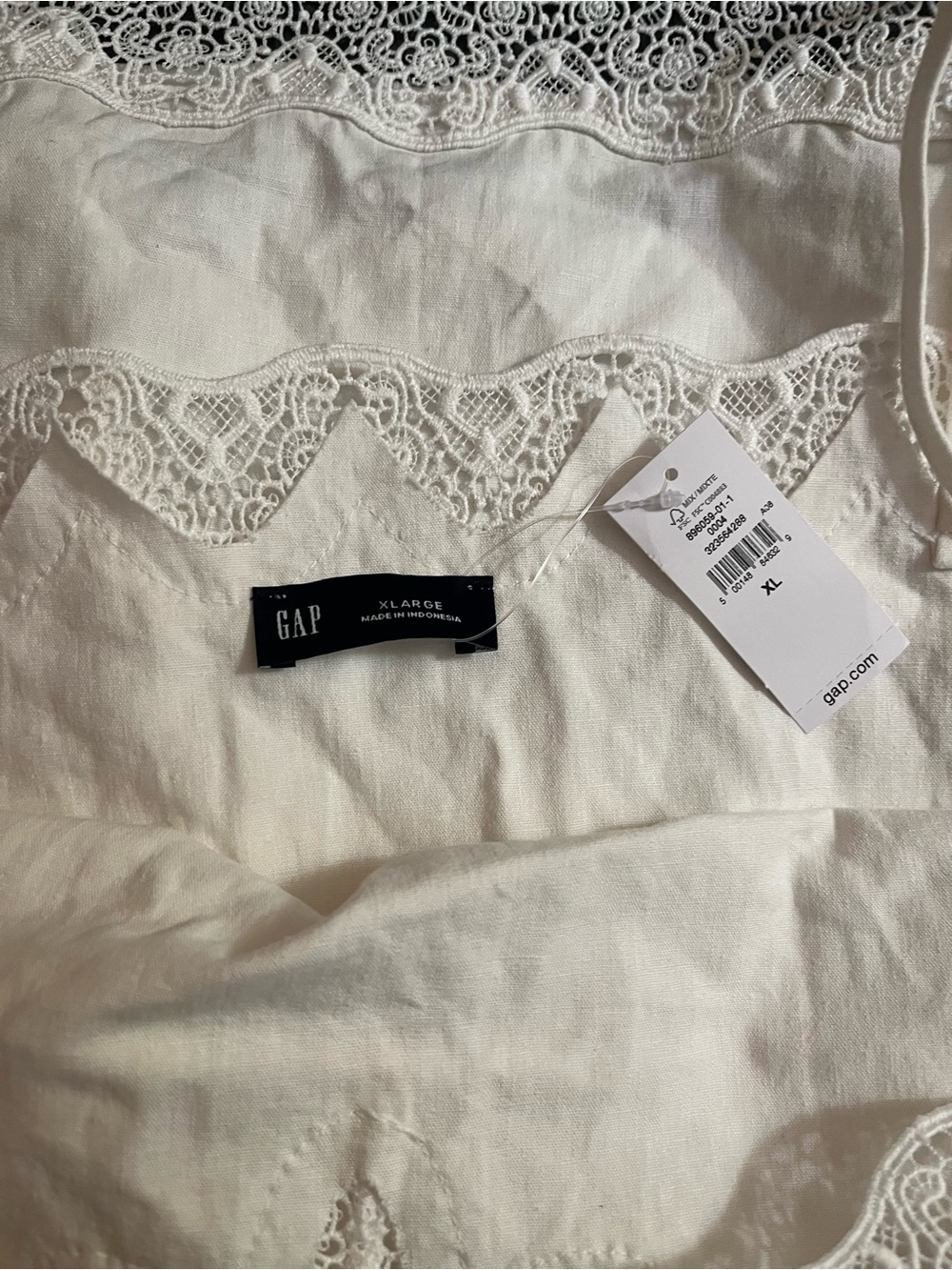 Gap NWT Lace Cami